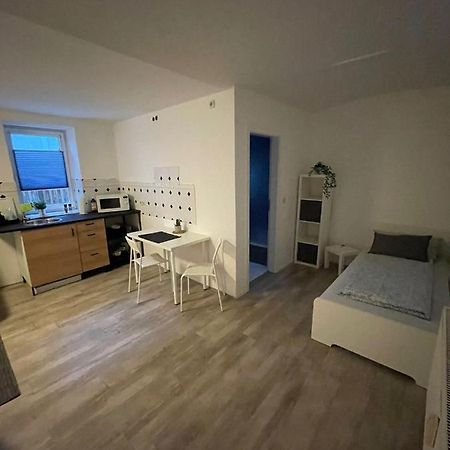 Ruhiges Apartment Im Herzen Von Gera Exteriör bild
