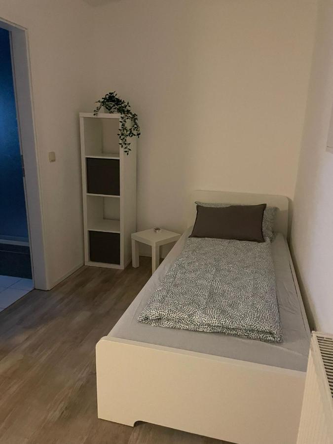 Ruhiges Apartment Im Herzen Von Gera Exteriör bild