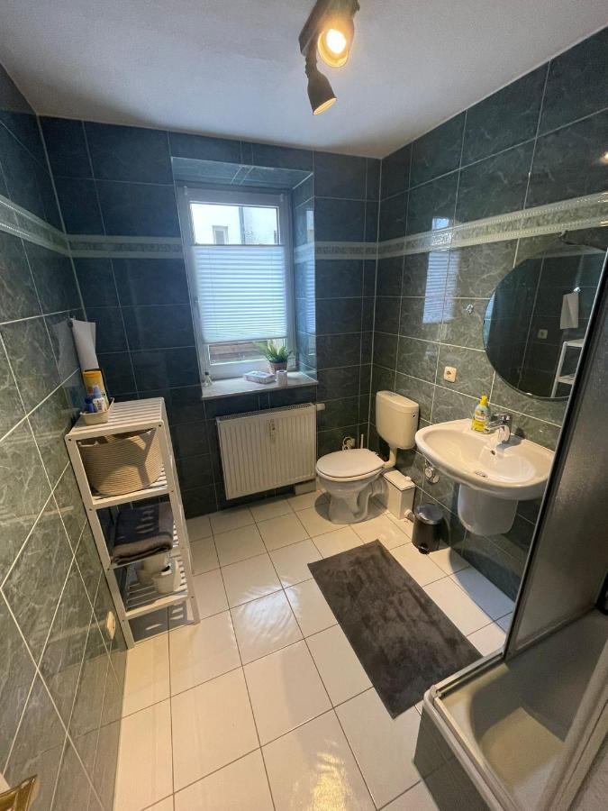 Ruhiges Apartment Im Herzen Von Gera Exteriör bild