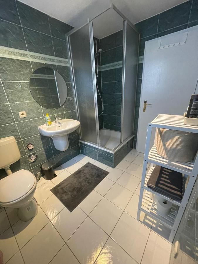 Ruhiges Apartment Im Herzen Von Gera Exteriör bild